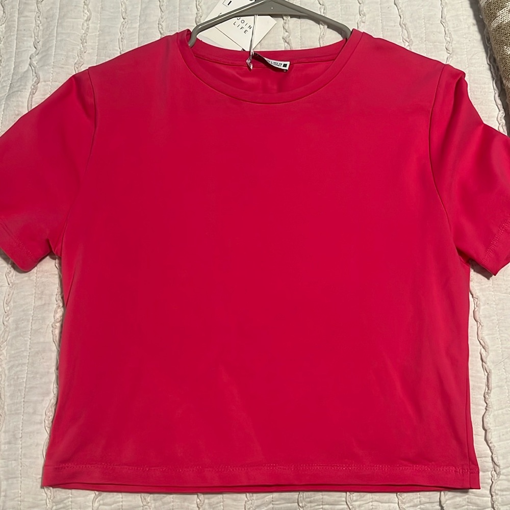NWT Hot Pink Zara Cropped Tee